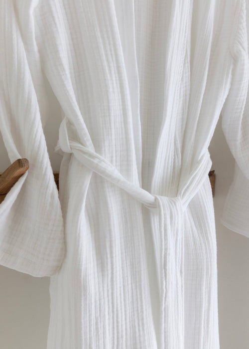 Crinkly Bathrobe White